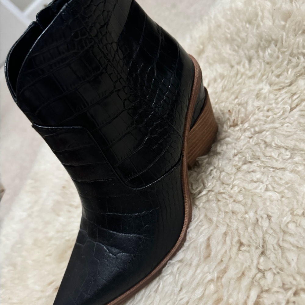 Gianni Bini Crocodile Booties - Picture 4 of 5